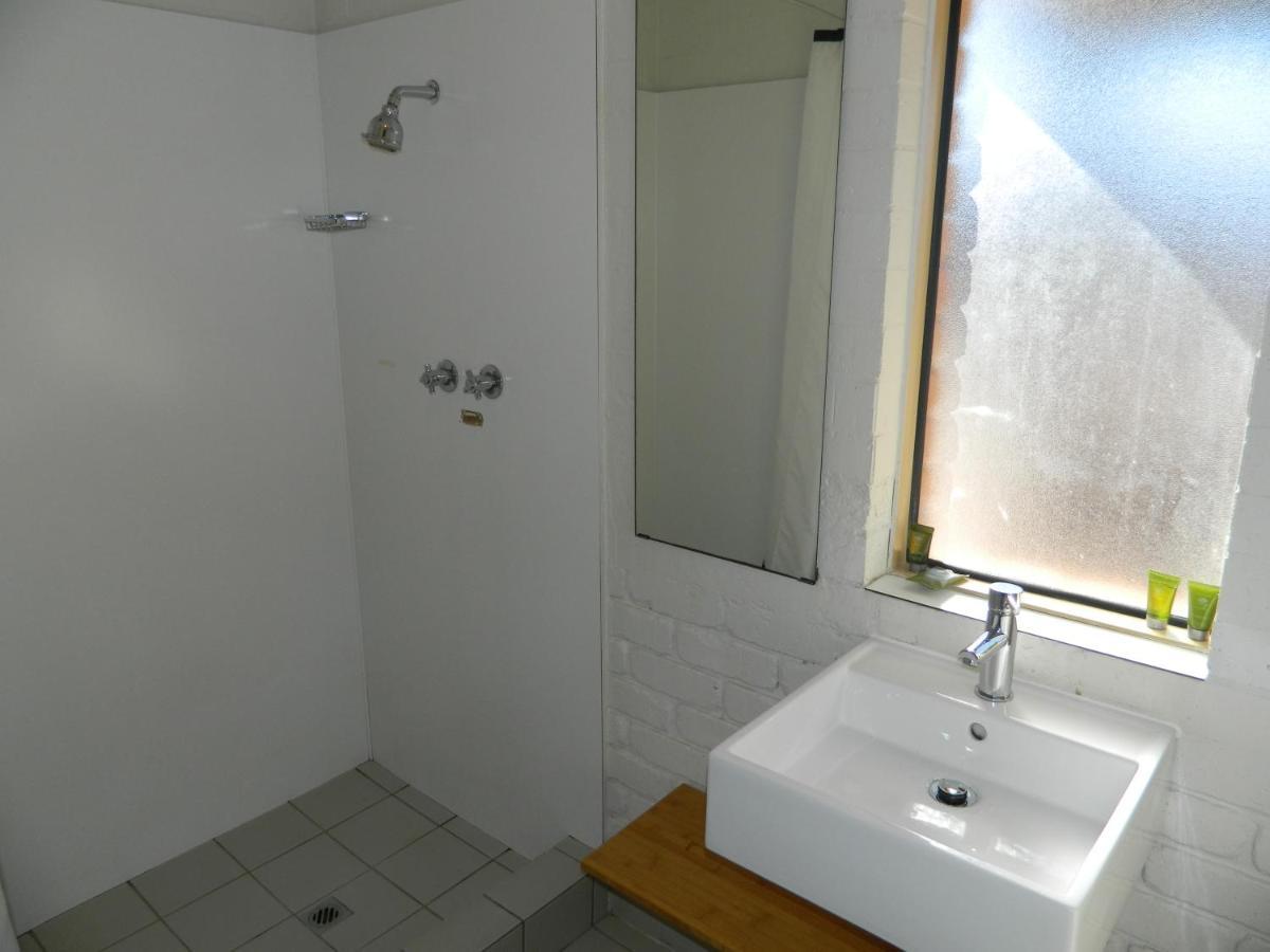 Geraldton'S Ocean West Holiday Units & Short Stay Accommodation Екстериор снимка
