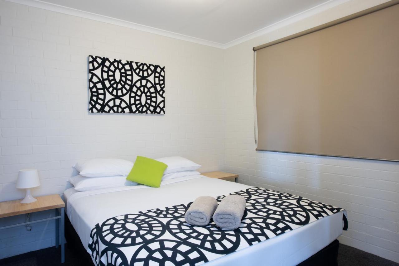 Geraldton'S Ocean West Holiday Units & Short Stay Accommodation Екстериор снимка