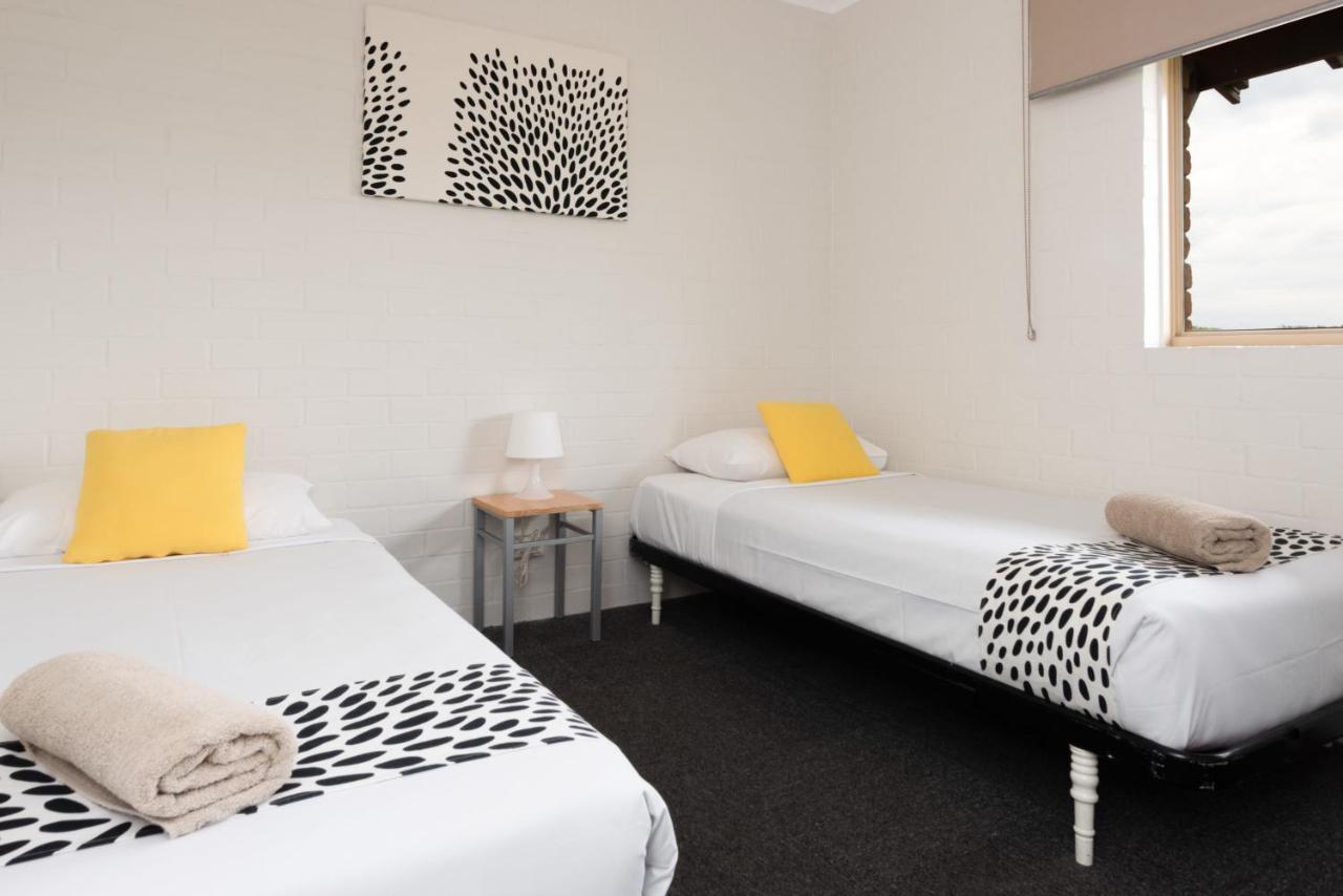 Geraldton'S Ocean West Holiday Units & Short Stay Accommodation Екстериор снимка